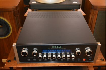 中古品  McIntosh  C46