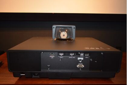 中古品 EPSON EH-LS500B