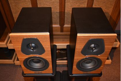 中古品 Sonusfaber  LUMINA1 WN