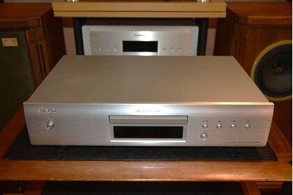 中古品：DENON DCD-600NE