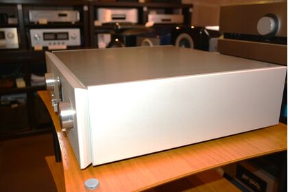 中古品 LUXMAN  C-10X