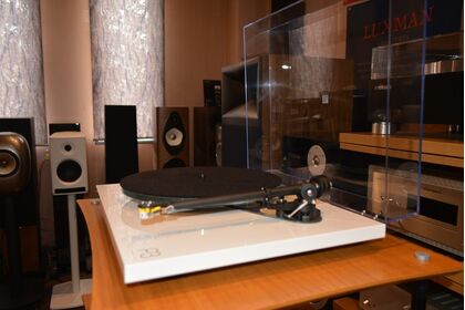 中古品：rega  Planar 3 MK2