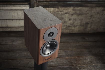 DYNAUDIO　Evoke 10