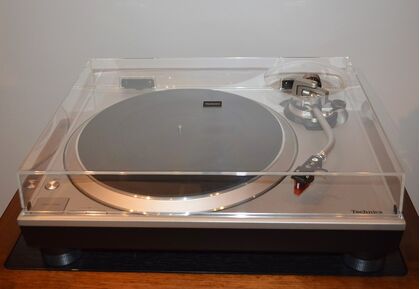 中古品 Technics SL-1500C