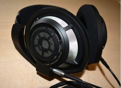 中古品：SENNHEISER HD 800 S