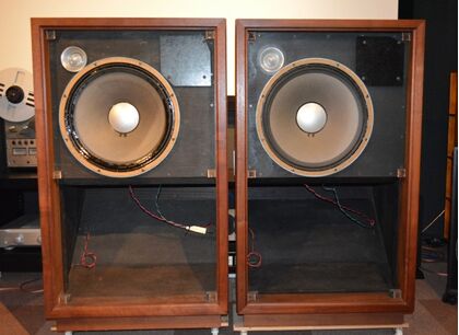 中古品  SANSUI  SP-707J