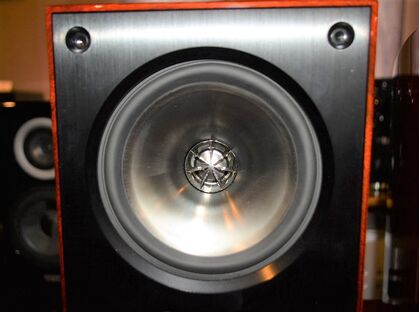 中古品 KEF XQ10