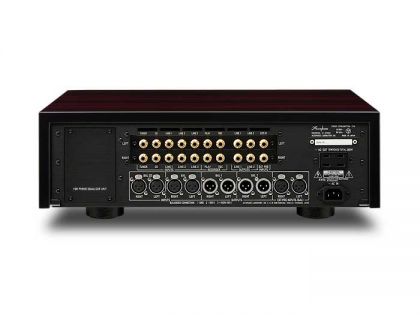 Accuphase C-2900 プリアンプ　背面