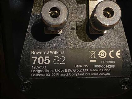 中古品：Bowers & Wilkins 705S2(PB)シリアル番号