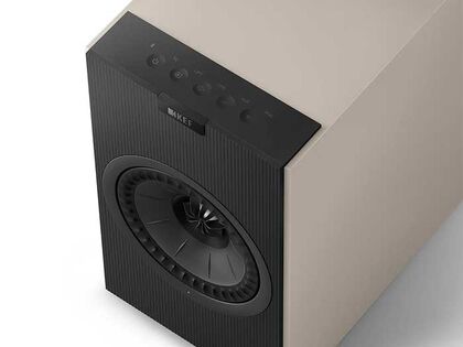KEF Coda W