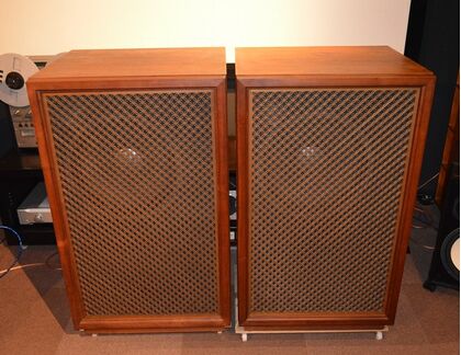 中古品  SANSUI  SP-707J