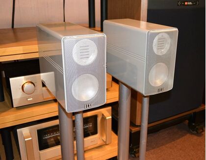 中古品 ELAC  CL310 JET