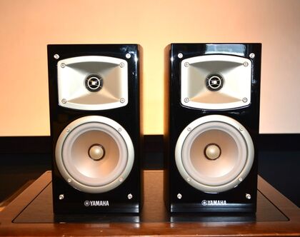 中古品  YAMAHA  NS-B330(MB)ウォルナット