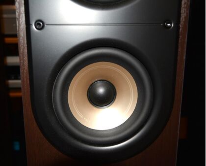 中古品 PolkAudio  ES50