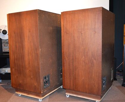 中古品  SANSUI  SP-707J