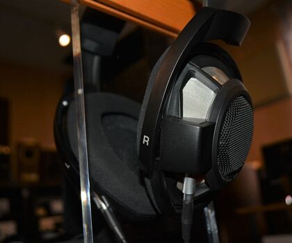 中古品 SENNHEISER HD800
