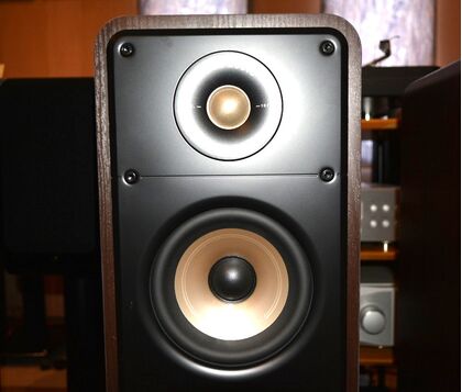 中古品 PolkAudio  ES50