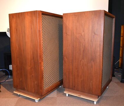 中古品  SANSUI  SP-707J