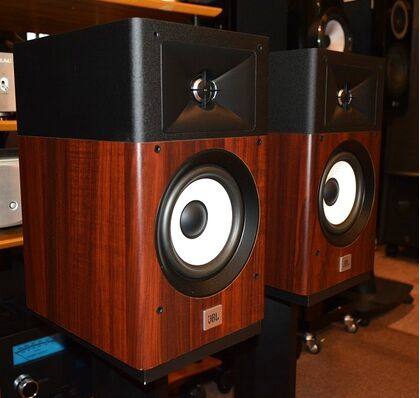 中古品 JBL A130