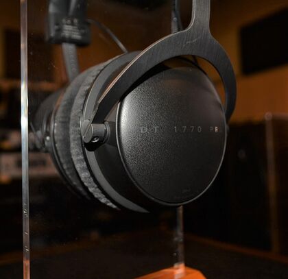 中古品 beyerdynamic DT1770PRO